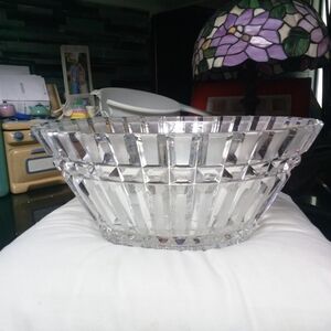 Elegant Clear Crystal Bowl